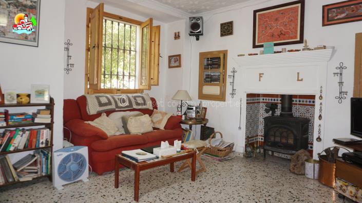 Image No.5-Propriété de pays de 5 chambres à vendre à Iznájar