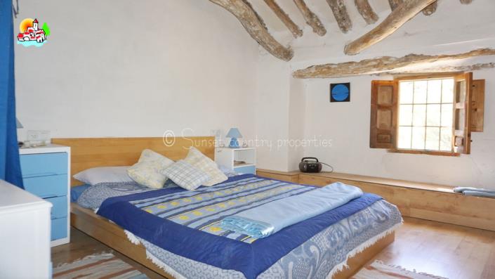 Image No.25-Propriété de pays de 5 chambres à vendre à Iznájar