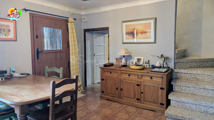 Image No.32-3 Bed Country Property for sale