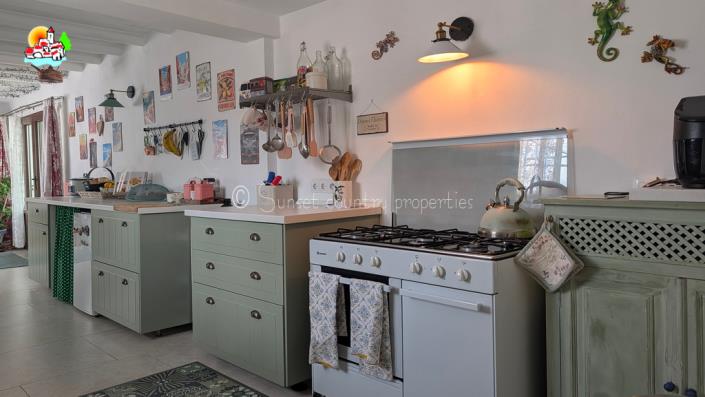 Image No.10-3 Bed Bungalow for sale