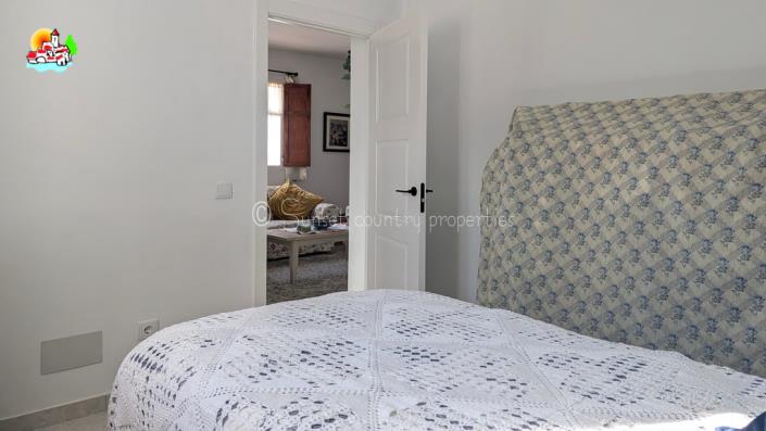 Image No.26-3 Bed Bungalow for sale