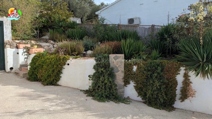 Image No.34-3 Bed Bungalow for sale