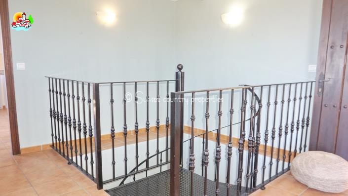 Image No.37-5 Bed Country Property for sale