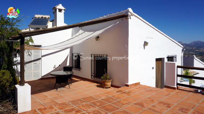 Image No.40-5 Bed Country Property for sale