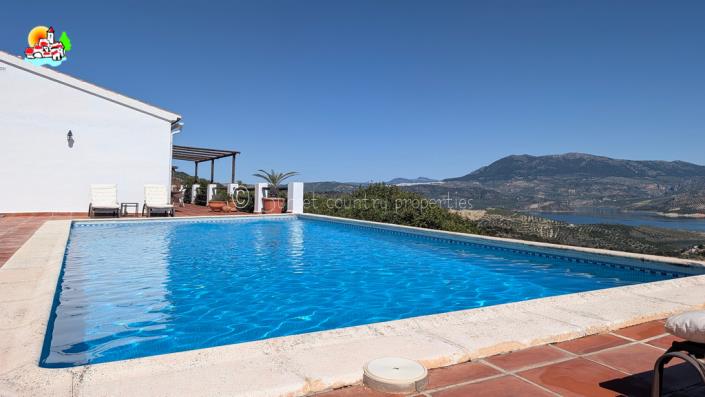 Image No.46-5 Bed Country Property for sale