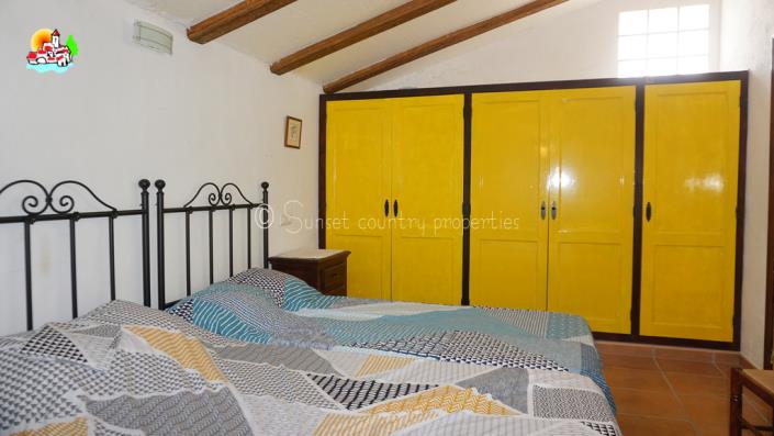 Image No.32-3 Bed Cortijo for sale