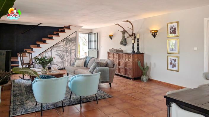 Image No.4-6 Bed Country Property for sale