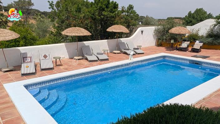 Image No.20-6 Bed Country Property for sale