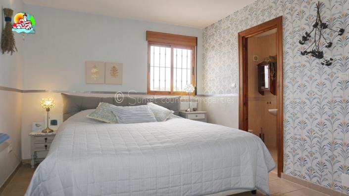 Image No.45-6 Bed Country Property for sale