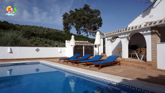 Image No.24-6 Bed Country House for sale