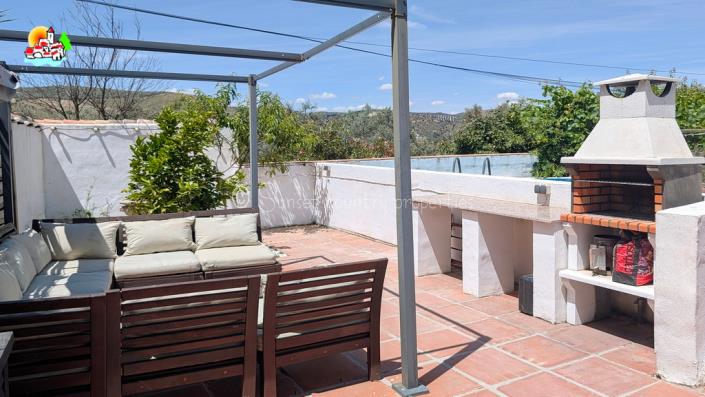 Image No.5-3 Bed Country Property for sale