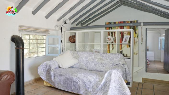 Image No.28-3 Bed Country Property for sale