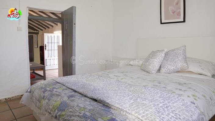 Image No.30-3 Bed Country Property for sale