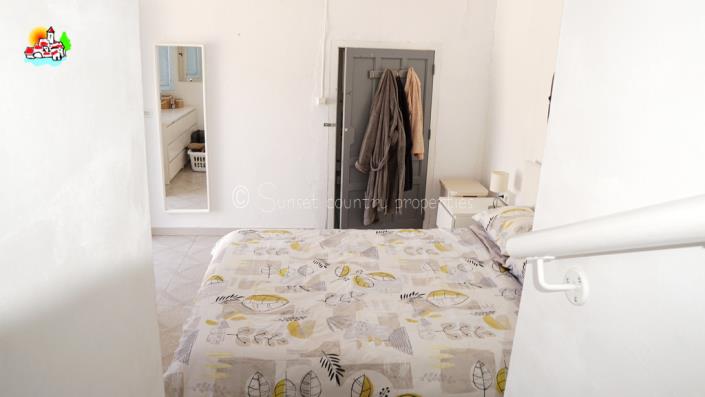 Image No.38-3 Bed Country Property for sale