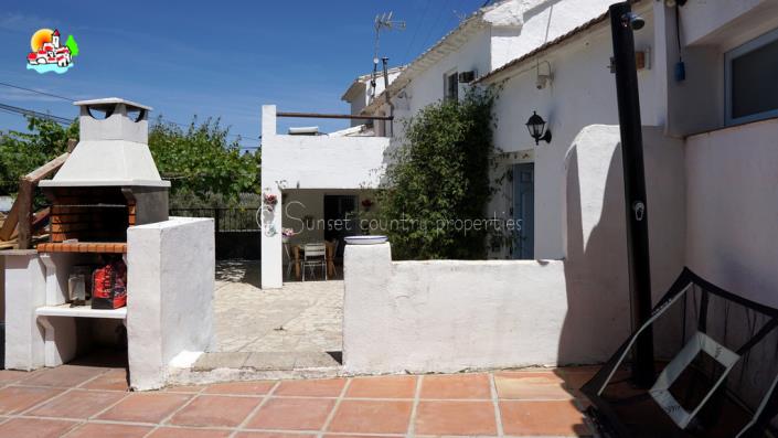 Image No.42-3 Bed Country Property for sale