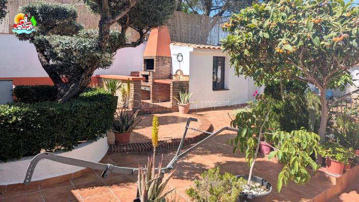 Image No.3-3 Bed Village House for sale