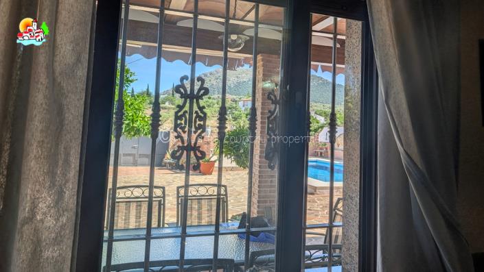 Image No.9-3 Bed Village House for sale