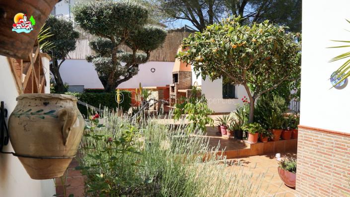 Image No.15-3 Bed Village House for sale