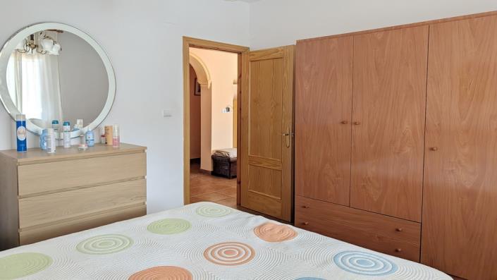 Image No.23-3 Bed Village House for sale