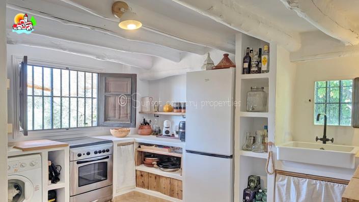 Image No.24-3 Bed Cortijo for sale