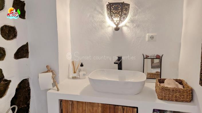 Image No.32-3 Bed Cortijo for sale