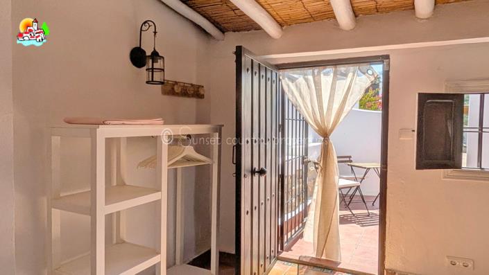 Image No.47-3 Bed Cortijo for sale