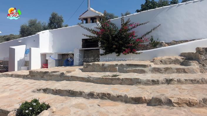 Image No.54-3 Bed Cortijo for sale