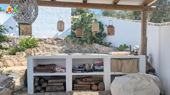 Image No.56-3 Bed Cortijo for sale