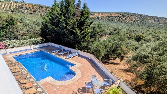 Image No.2-5 Bed Country House for sale