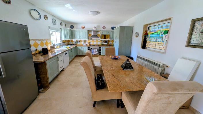 Image No.5-5 Bed Country House for sale