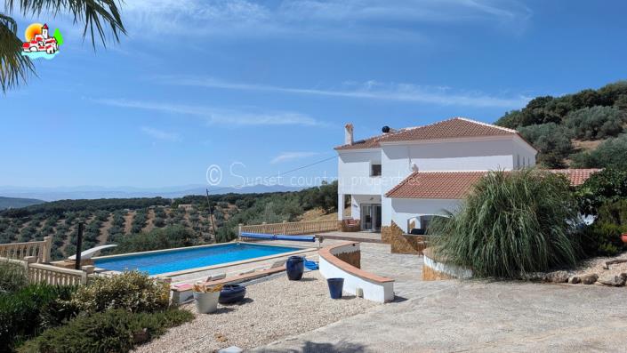 Image No.8-4 Bed Country Property for sale