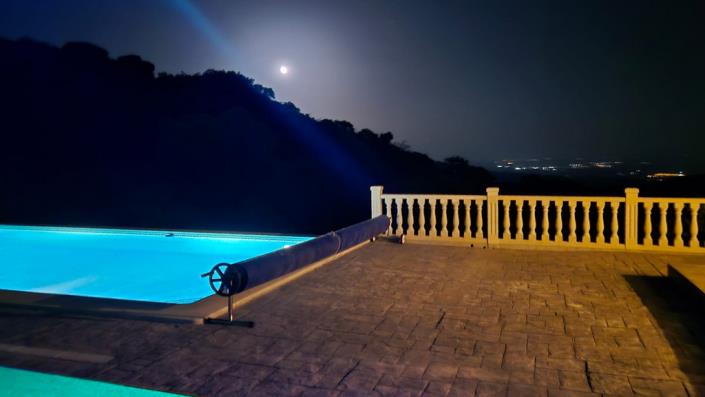 Image No.27-4 Bed Country Property for sale