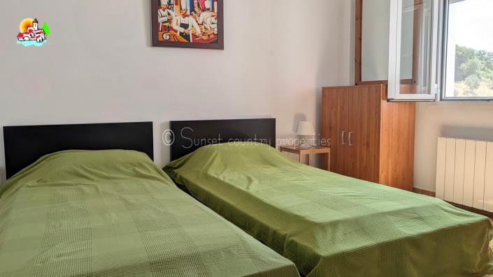 Image No.42-4 Bed Country Property for sale