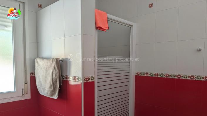 Image No.44-4 Bed Country Property for sale