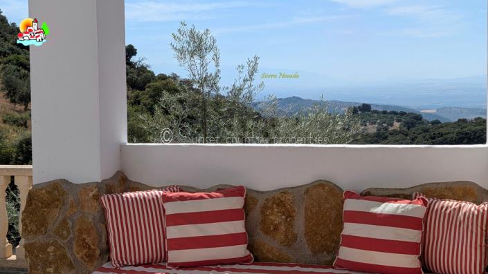 Image No.48-4 Bed Country Property for sale