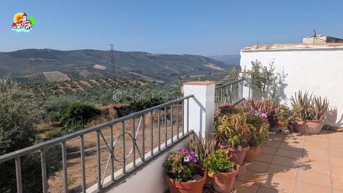 Image No.17-2 Bed Village House for sale