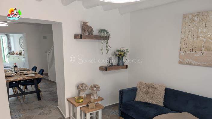Image No.3-3 Bed Townhouse for sale