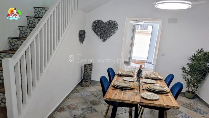Image No.11-3 Bed Townhouse for sale