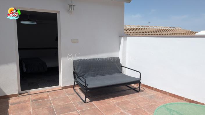 Image No.20-3 Bed Townhouse for sale