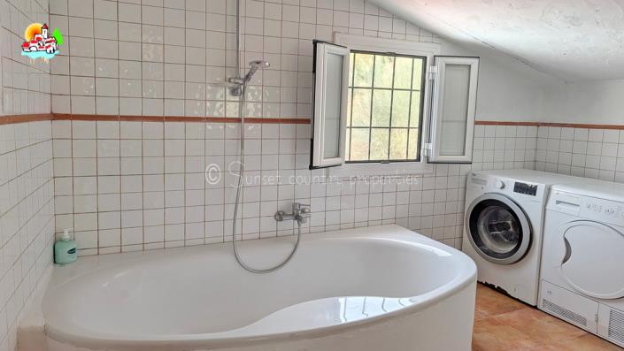 Image No.33-Propriété de pays de 3 chambres à vendre à Iznájar