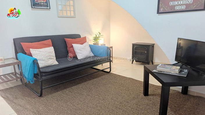 Image No.10-1 Bed Townhouse for sale
