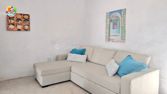 Image No.23-1 Bed Townhouse for sale