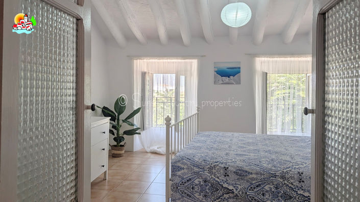 Image No.37-1 Bed Townhouse for sale