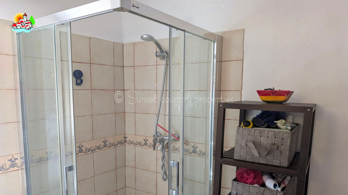Image No.44-1 Bed Townhouse for sale