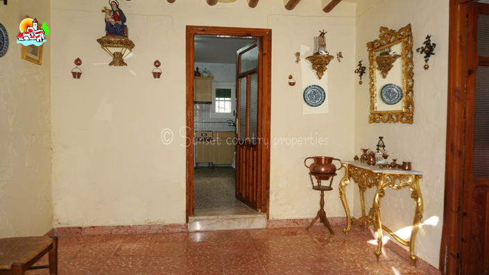 Image No.5-4 Bed Townhouse for sale