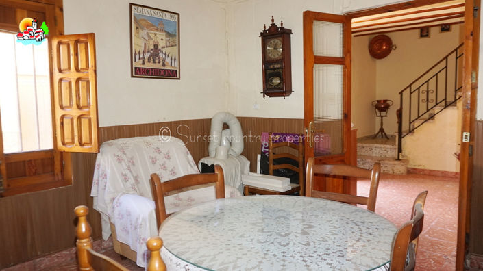 Image No.6-4 Bed Townhouse for sale