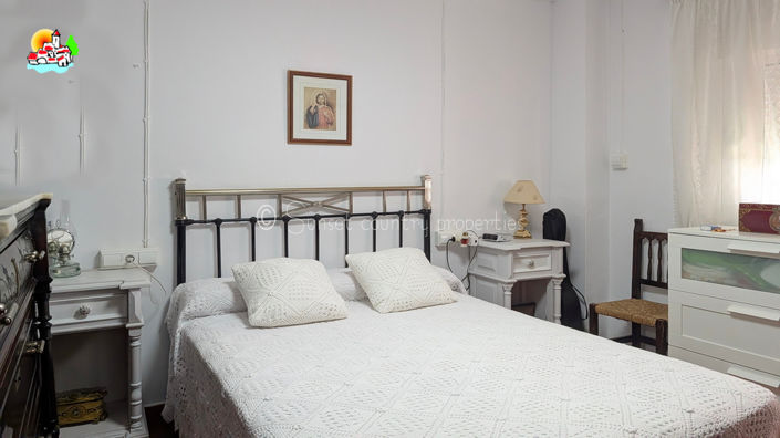 Image No.17-3 Bed Bungalow for sale