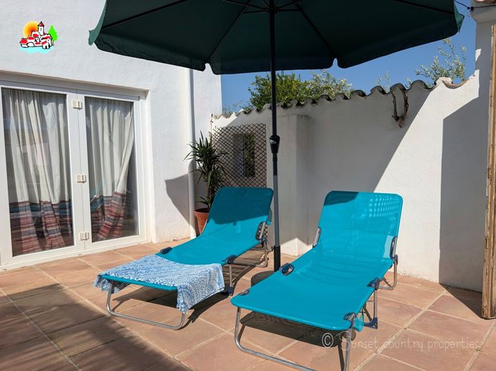 Image No.19-7 Bed Property for sale