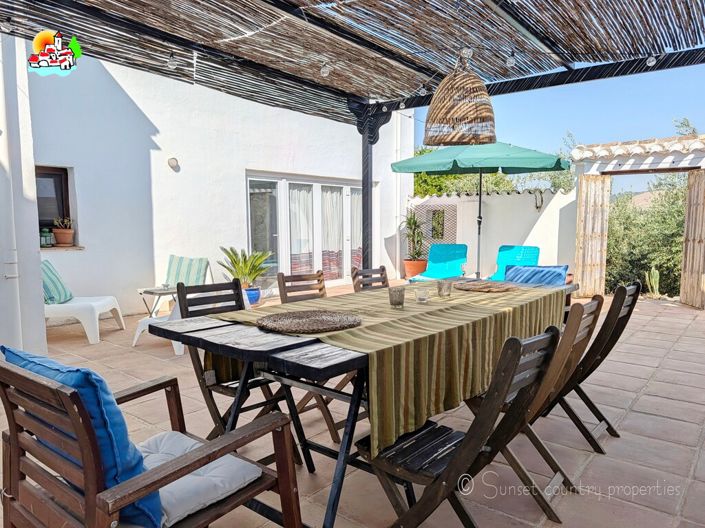 Image No.4-7 Bed Property for sale