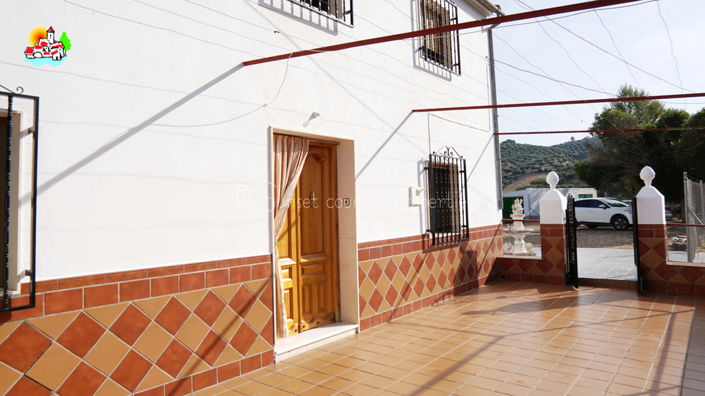 Image No.10-4 Bed Property for sale